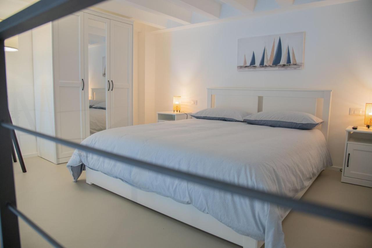 Apartamento Casa Sant Orsola La Finestra Sul Mare Molfetta Exterior foto